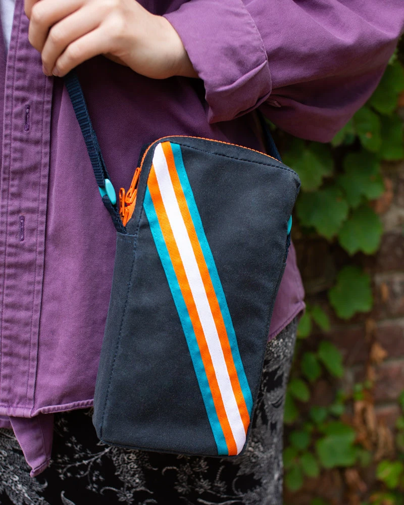 Canvas Shoulder Bag :: SX-70 Sonar 7 Canvas Shoulder Bag :: SX-70 Sonar - Image 5