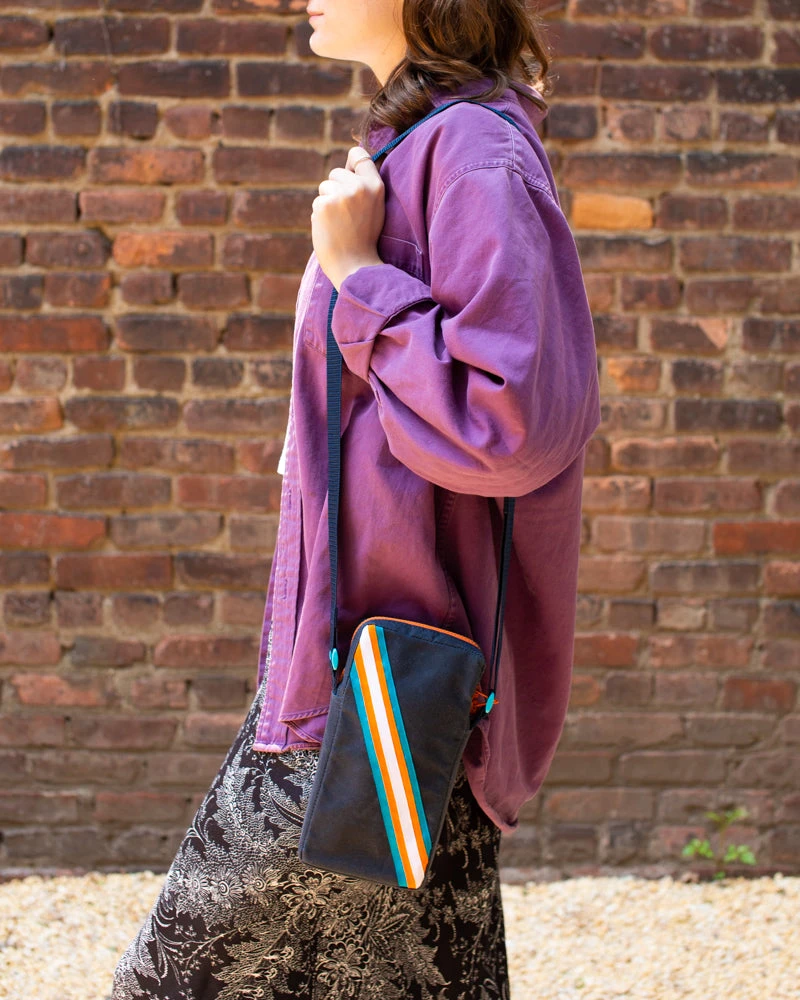 Canvas Shoulder Bag :: SX-70 Sonar 11 Canvas Shoulder Bag :: SX-70 Sonar - Image 9