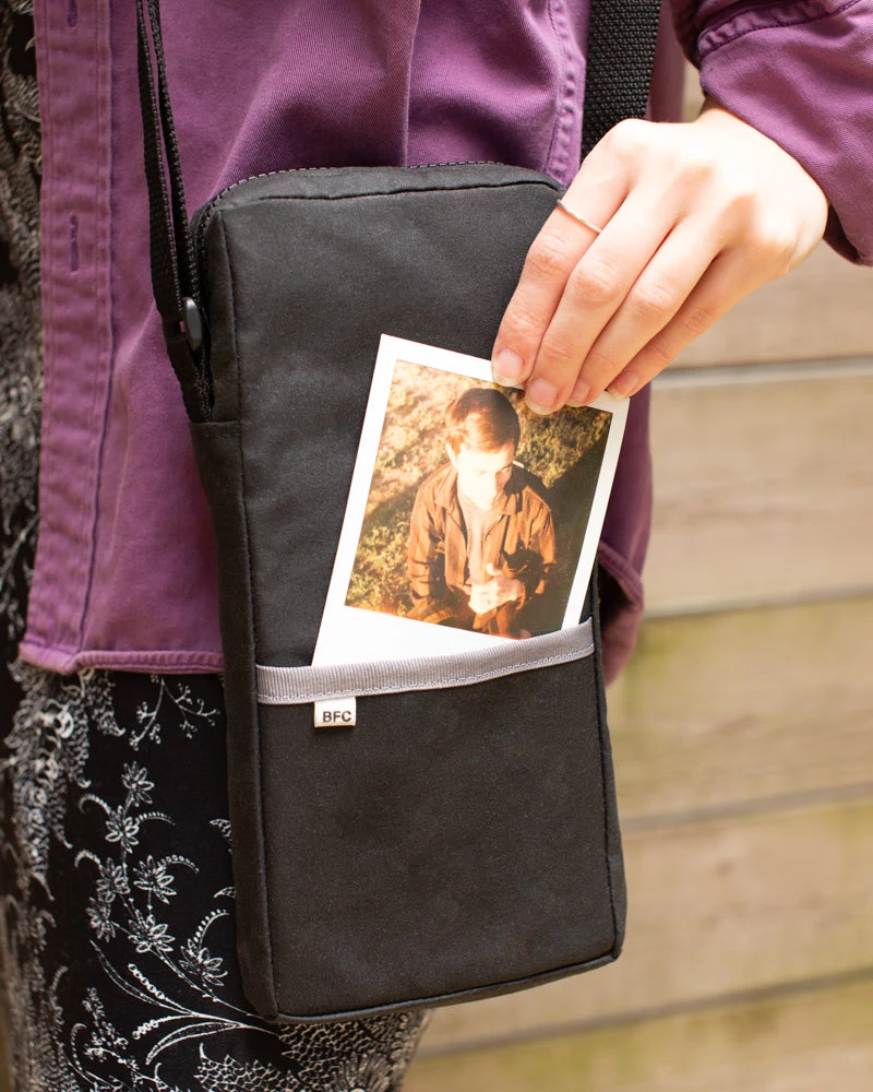 Canvas Shoulder Bag :: SLR 680/690 13 Canvas Shoulder Bag :: SLR 680/690 - Image 11