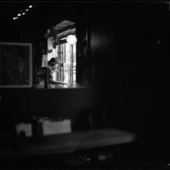 Ilford HP5 400 :: 4x5 :: B&W -Polaroid Store Dan Hureria HP5 3