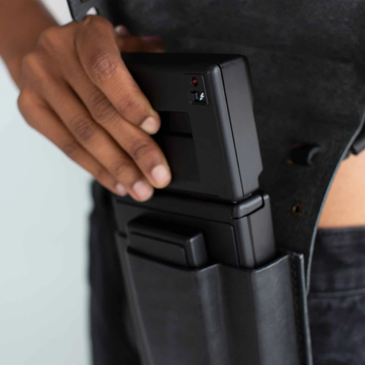 Leather Shoulder Case :: SLR 680 5 Leather Shoulder Case :: SLR 680 - Image 3