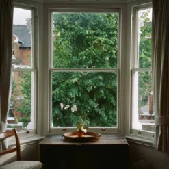 Polaroid Store 27 Polaroid Store -Polaroid Store Lomo 800 Shanna Hutchins 35mm 02