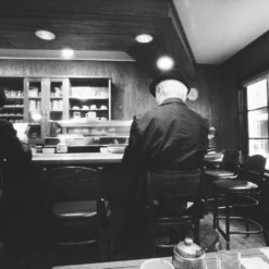 Lomography Lady Grey :: B&W -Polaroid Store Lomo Lady Grey 120 rina endo